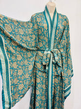 Load image into Gallery viewer, Kimono Robe UK 8-22 | Style 10