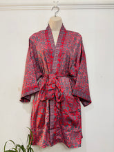 Load image into Gallery viewer, New Arrival Short Kimono