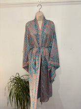 Load image into Gallery viewer, New Arrivals Kimono Robe