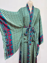 Load image into Gallery viewer, Kimono Robe UK 8-22 Style 12