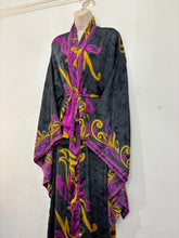 Load image into Gallery viewer, Long Kimono Robe 111