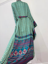 Load image into Gallery viewer, Kimono Robe UK 8-22 Style 12