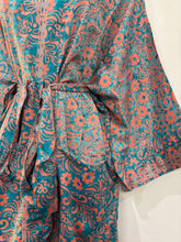 Load image into Gallery viewer, New Arrival Short Kimono