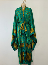 Load image into Gallery viewer, Style 12 - Kimono Robe 6-20