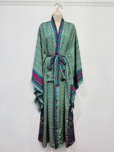 Load image into Gallery viewer, Kimono Robe UK 8-22 Style 12