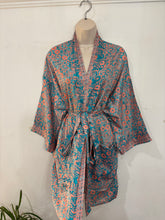 Load image into Gallery viewer, New Arrival Short Kimono