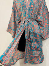 Load image into Gallery viewer, New Arrival Short Kimono