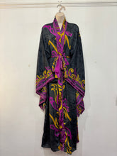 Load image into Gallery viewer, Long Kimono Robe 111