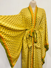 Load image into Gallery viewer, Kimono Robe UK 8-22 Style 9