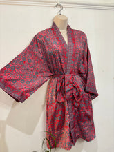 Load image into Gallery viewer, New Arrival Short Kimono