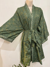 Load image into Gallery viewer, New Arrival Short Kimono