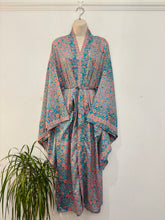 Load image into Gallery viewer, New Arrivals Kimono Robe