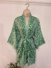 Load image into Gallery viewer, New Arrival Short Kimono