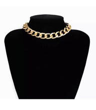 Load image into Gallery viewer, Gold Choker Chain Necklaces