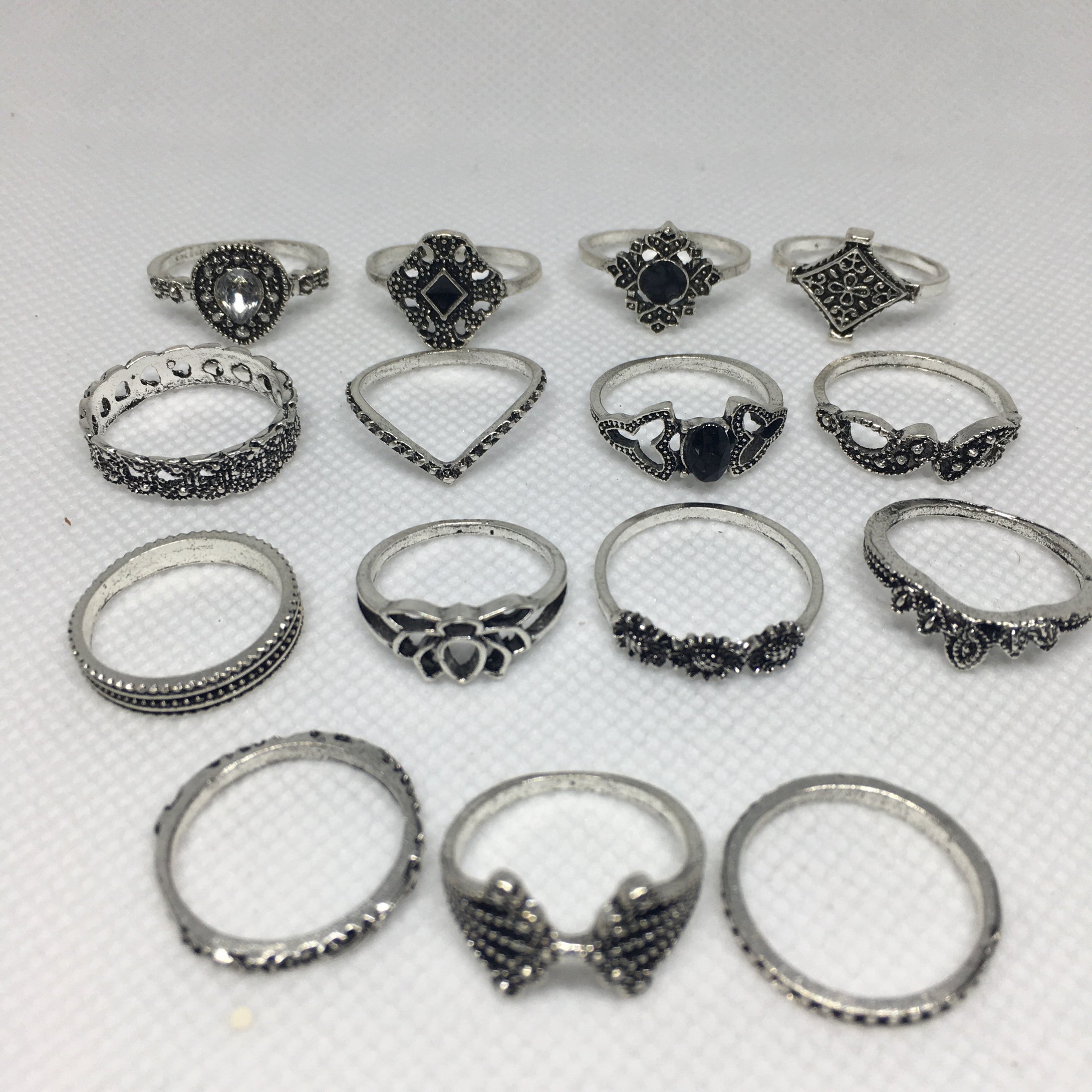 Vintage Hollow Punk Knuckle Rings Set